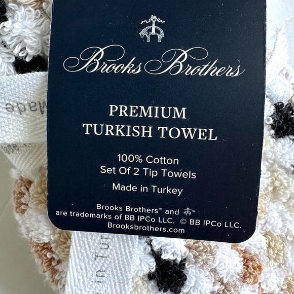 Brooks Brothers Premium Turkish Cotton Tip Towels 2 pc Black White Tan Beige NWT - Picture 3 of 7